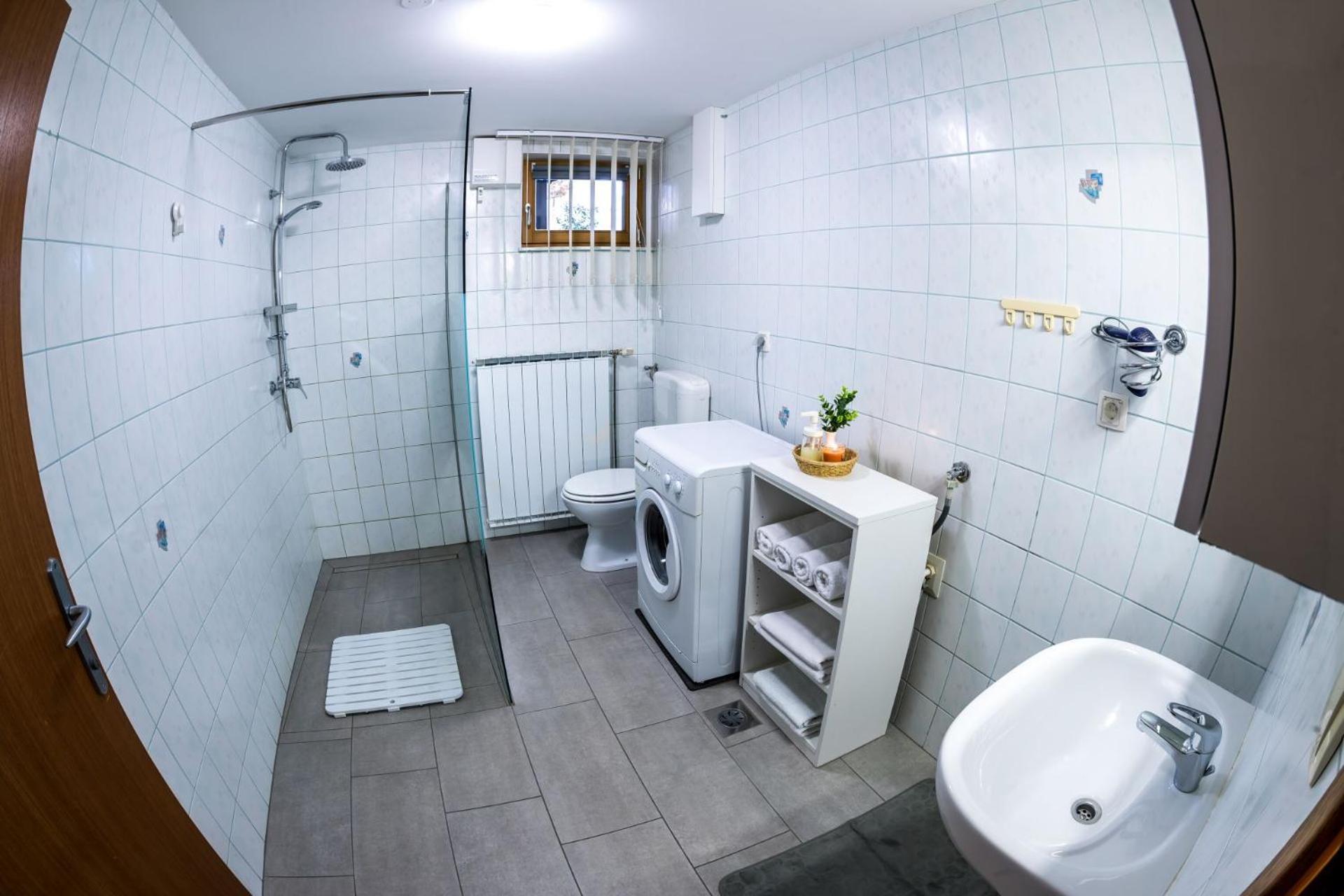 Zimzeleni Apartments Zrece Luaran gambar
