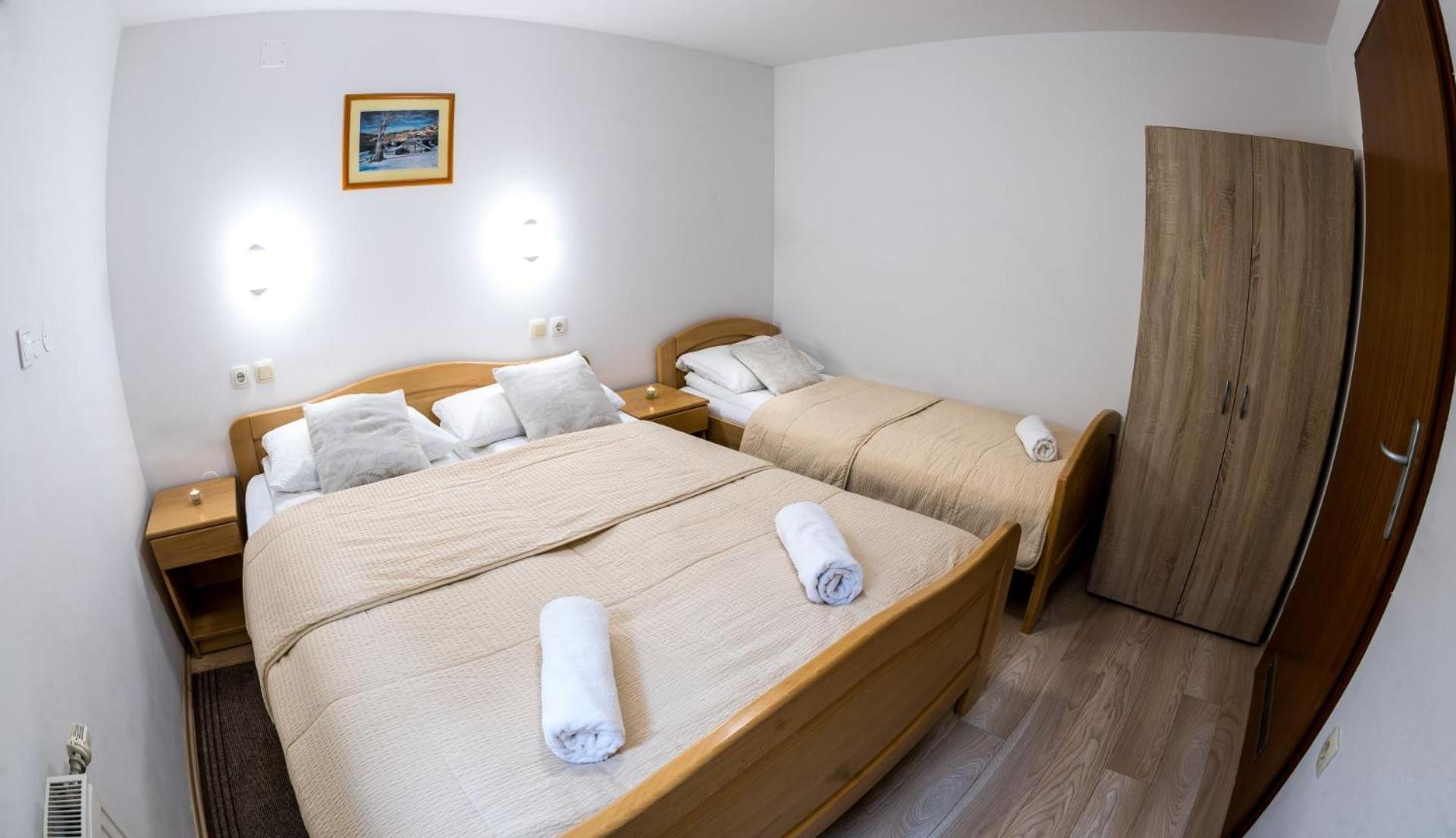 Zimzeleni Apartments Zrece Luaran gambar