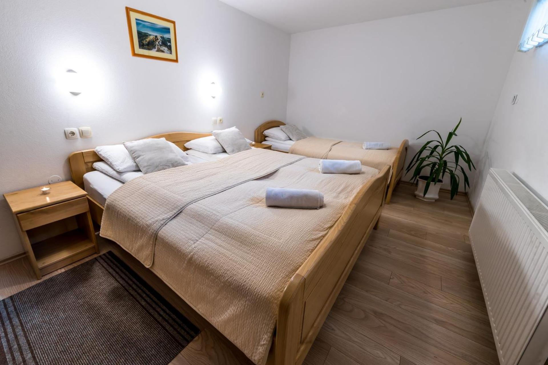 Zimzeleni Apartments Zrece Luaran gambar