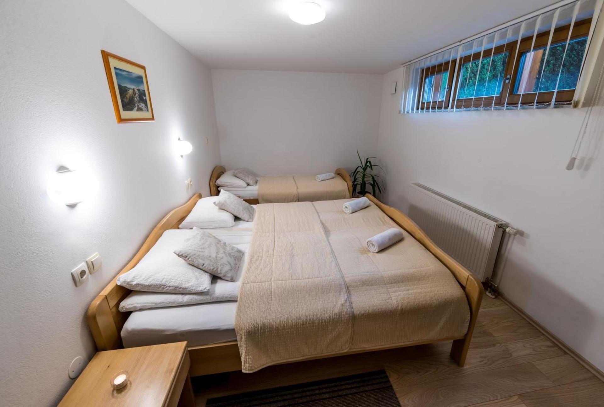 Zimzeleni Apartments Zrece Luaran gambar