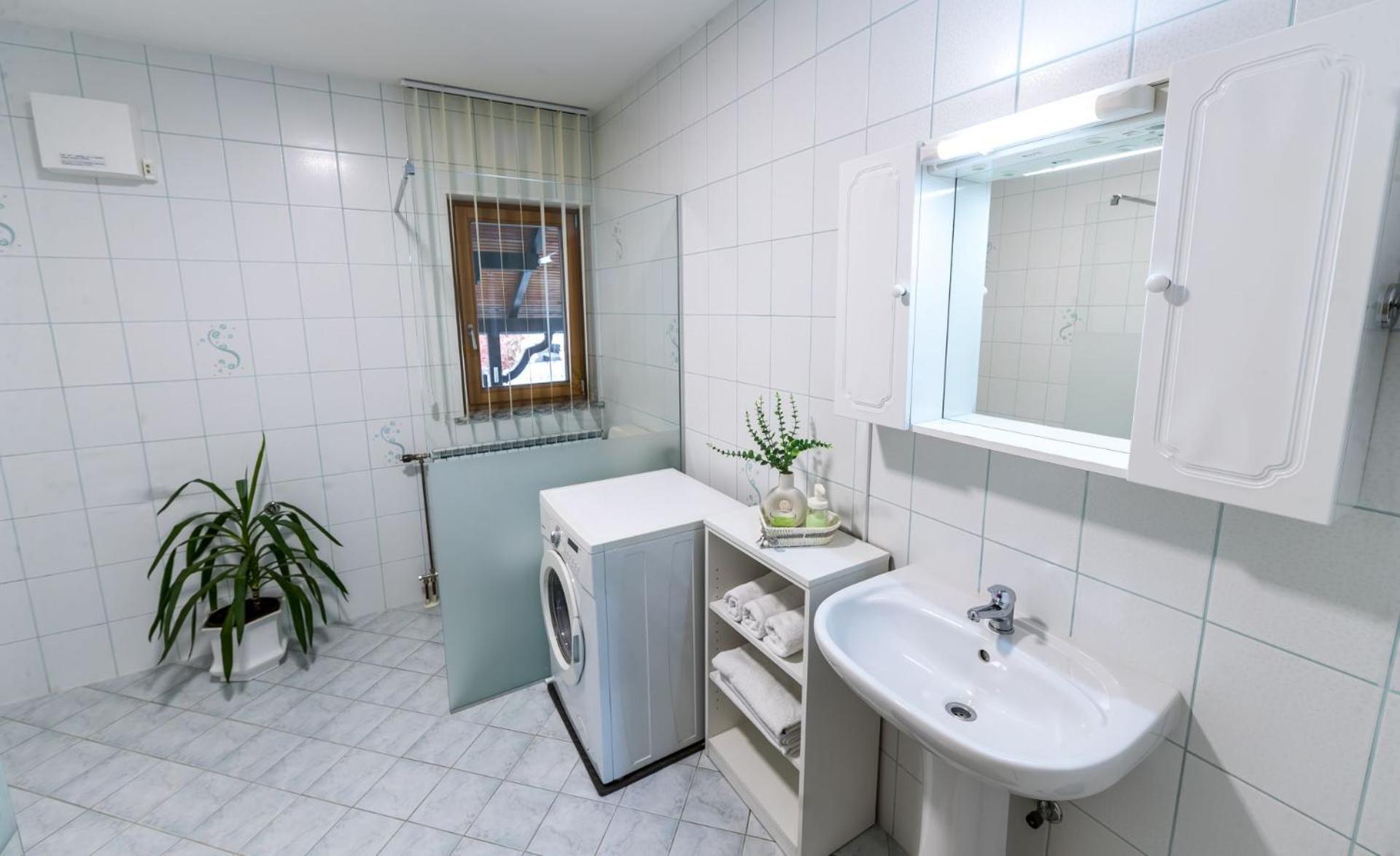 Zimzeleni Apartments Zrece Luaran gambar