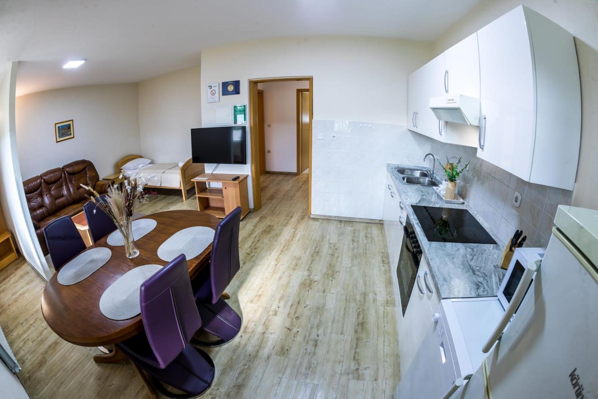 Zimzeleni Apartments Zrece Luaran gambar