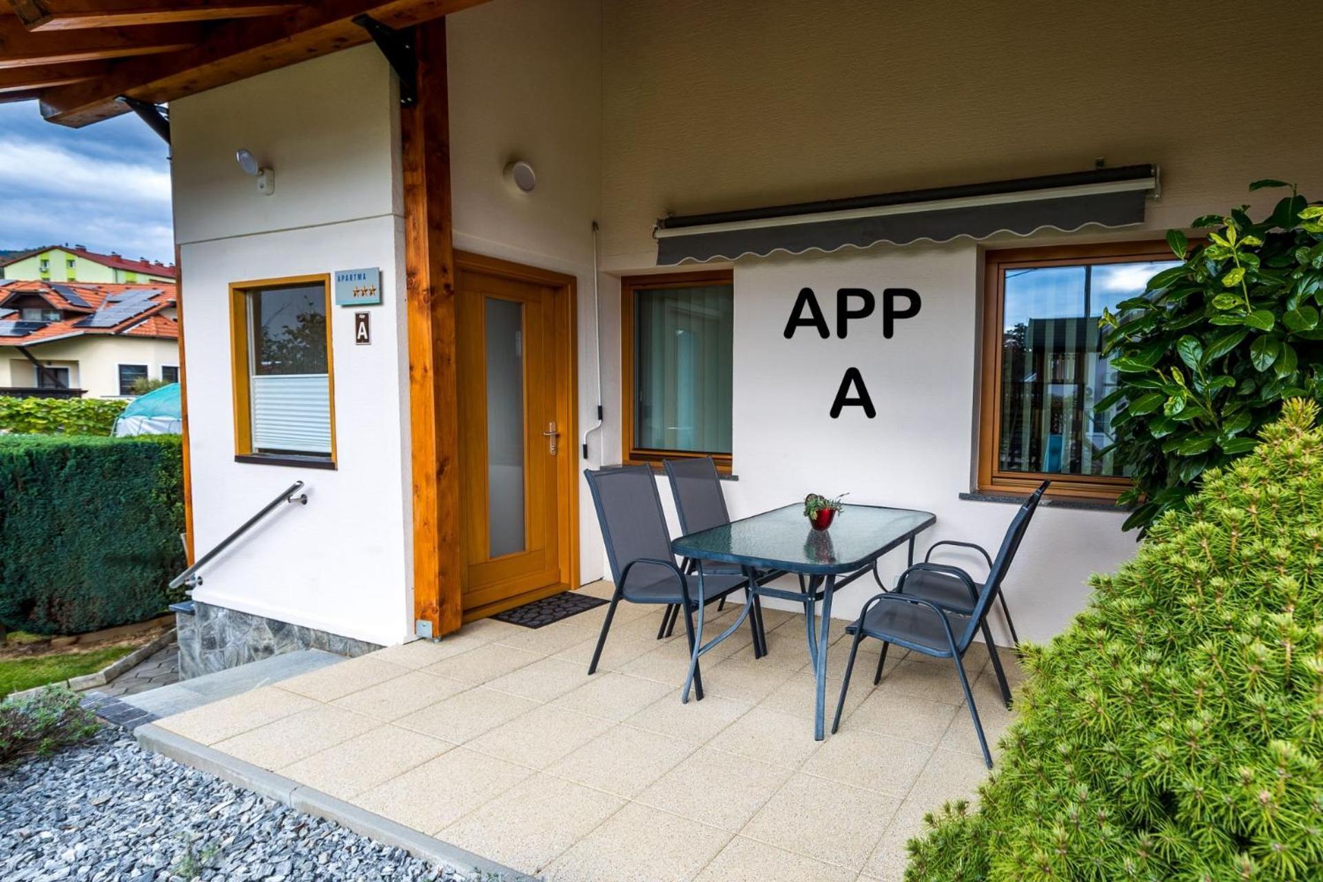 Zimzeleni Apartments Zrece Luaran gambar