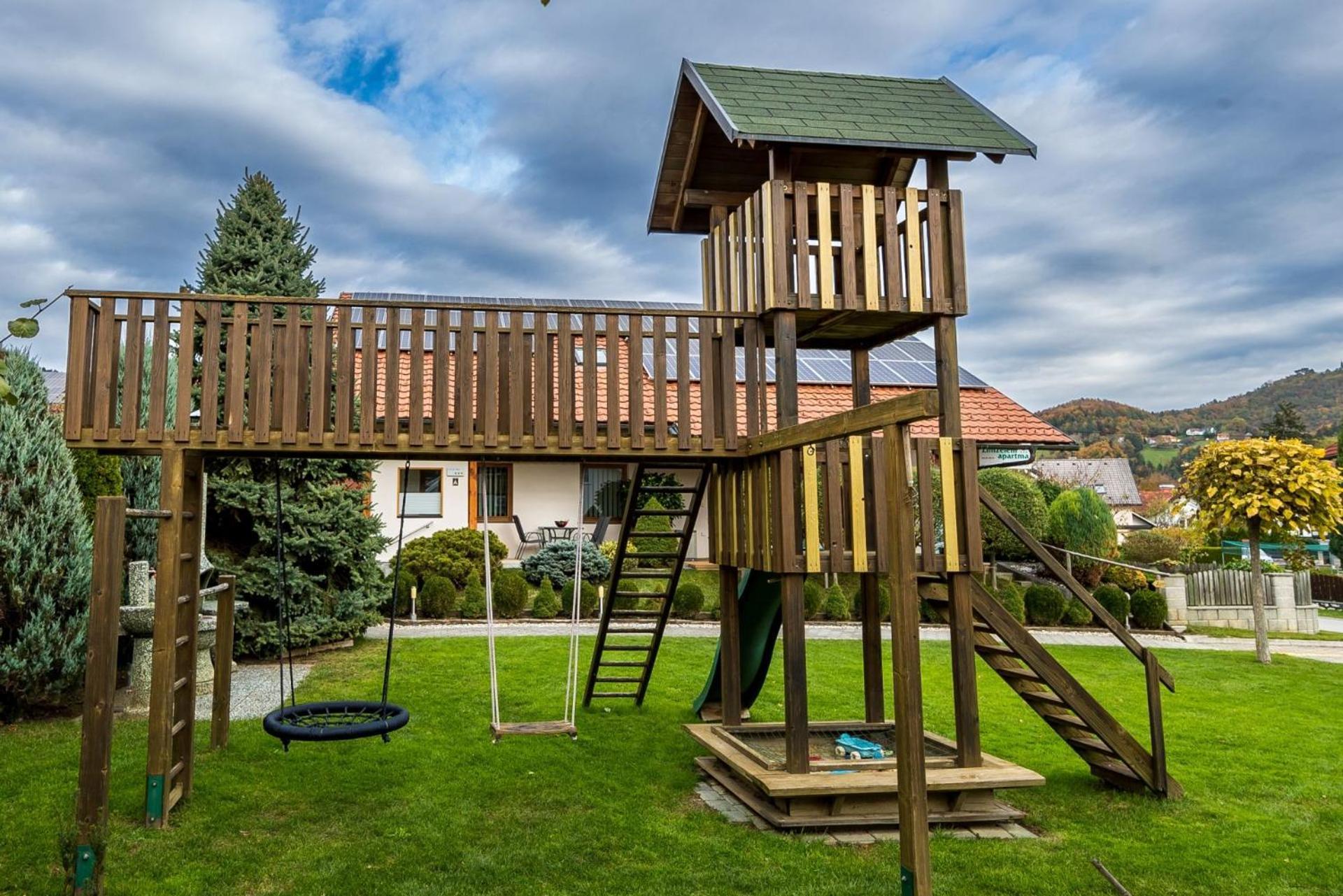 Zimzeleni Apartments Zrece Luaran gambar