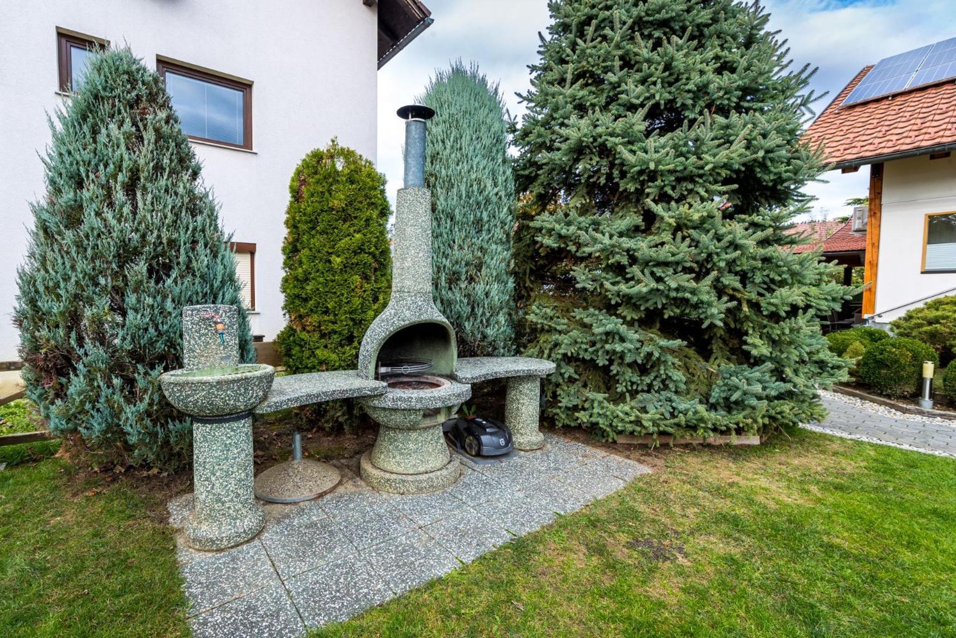 Zimzeleni Apartments Zrece Luaran gambar