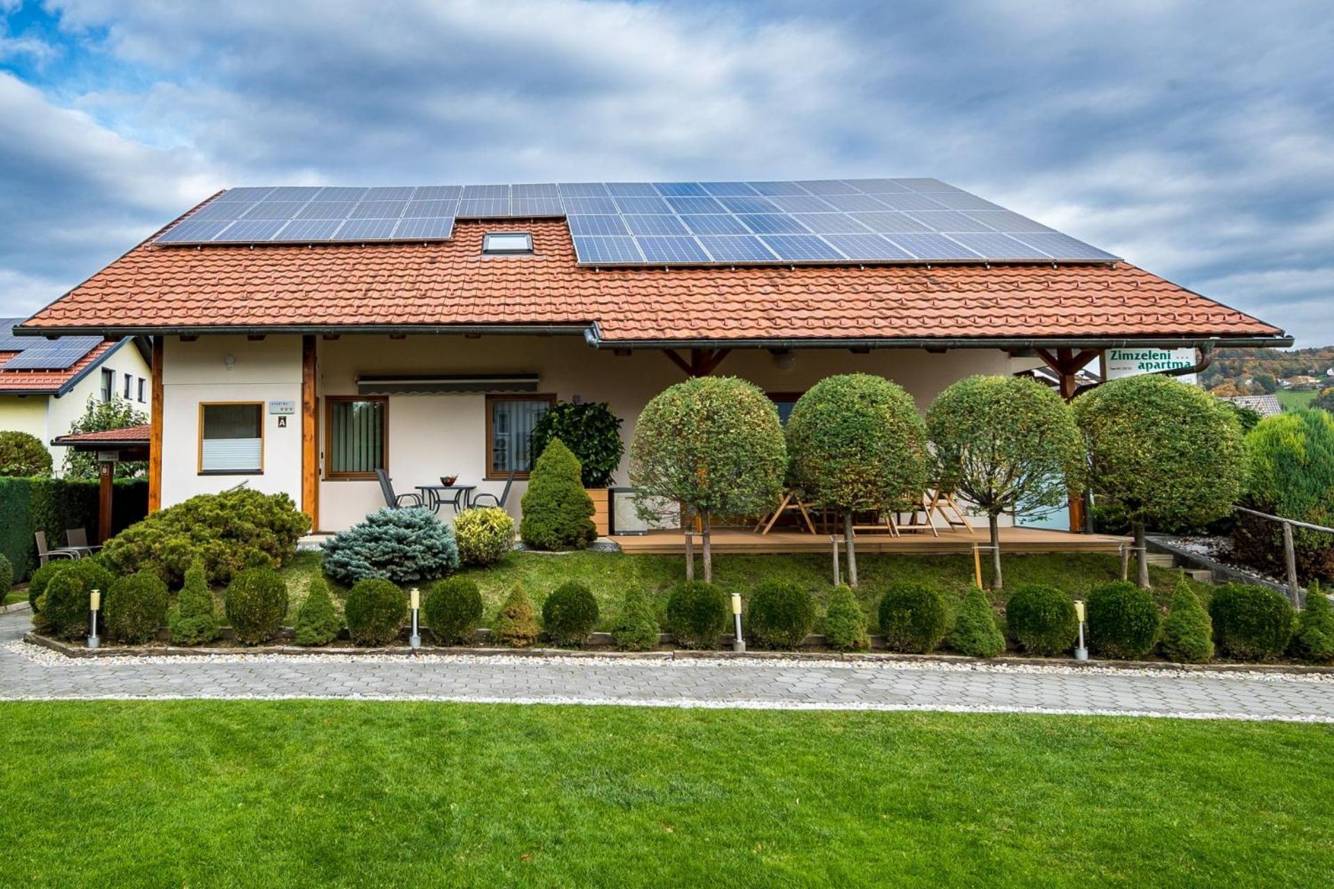 Zimzeleni Apartments Zrece Luaran gambar